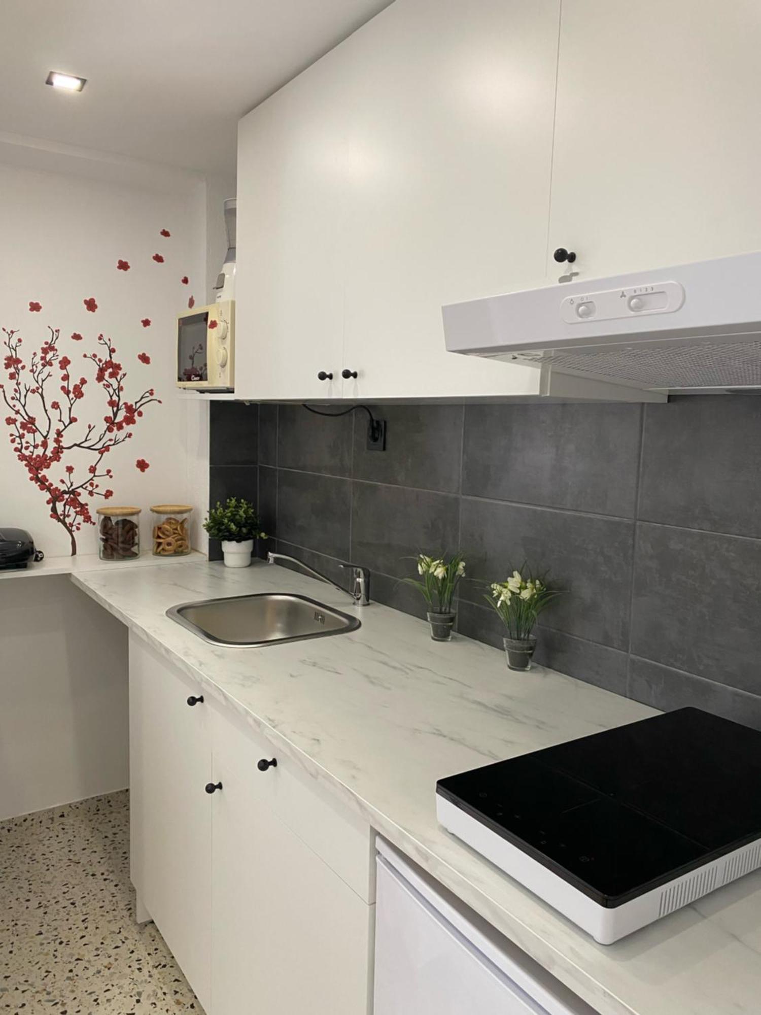 Studio Apartment Adrijana ซาเกร็บ ภายนอก รูปภาพ