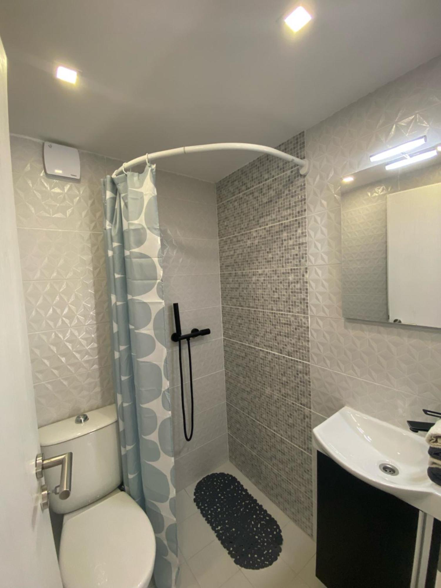 Studio Apartment Adrijana ซาเกร็บ ภายนอก รูปภาพ
